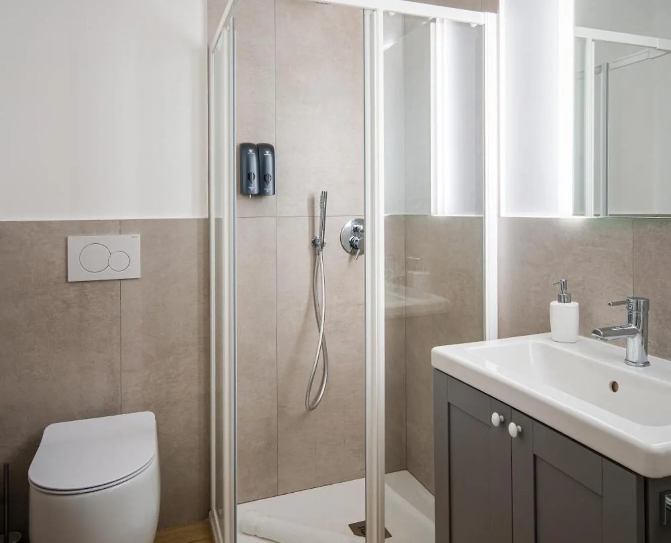 Accomodo Mib31 Bivano Centro Storico Apartment Milan