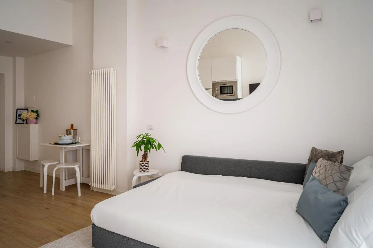 Accomodo Mib31 Bivano Centro Storico Apartment Milan